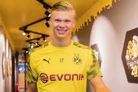 He plays as a striker. Erling Haaland Can Be One Of The Best Strikers In The World For The Next Decade Christoph Freund