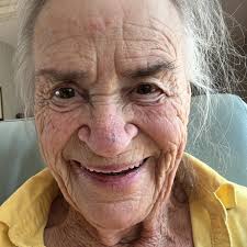 China opened the world's longest cable-stayed bridge, the 6.4-mile  (10.3-kilometer) Changtai Yangtze River Bridge connecting Changzhou and  Taizhou cities in Jiangsu province. The bridge reduces travel time from 80  to 20 minutes