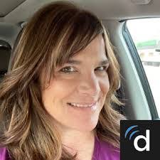 Dena Sampson's Instagram, Twitter & Facebook