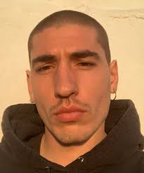 All the different haircuts for men this 2019 and beyond. Men S Haircut The Right Thing For You Read The Guide Treatwell