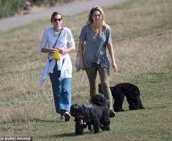 Emma corrin was born on 1 december 1995 in royal tunbridge wells, england. The Crown S Emma Corrin Channels Princess Diana In Mom Jeans As She Enjoys Stroll In London Daily Mail Online