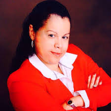 Darlene Elias's Instagram, Twitter & Facebook