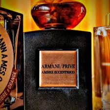 Armani prive collection has received three new editions just before summer 2015. Giorgio Armani Armani Prive Ambre Eccentrico Reviews