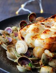 Langouste Grillee Au Four Sauce Aux Coquillages Et Gingembre Langouste Grillee Langouste Alimentation