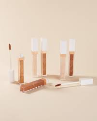 Light Illusion Full Coverage Concealer Flower Beauty