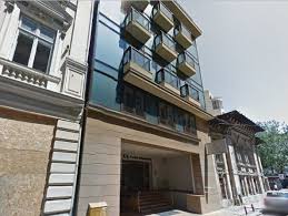 The area's natural beauty can be seen at herastrau park and piata unirii, while romanian athenaeum and national theater bucharest are cultural highlights. Hotel Kk Elisabeta Bucuresti