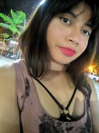 Investigadores de Hawaii descubrieron que el hongo velo de novia (Phallus  indusiatus) encontrado en la lava de un volcán de la isla, al ser olido,  provocó un orgasmo espontáneo en la mitad