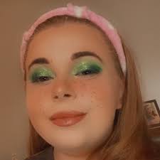 Mackenzie Castro (@makeup_mmcastro) • Instagram photos and videos