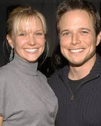 Scott Wolf And Kelley Wolf's Ugly Divorce, Here's Why She Wasn't Given The  Custody Of Their Children