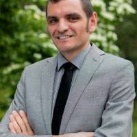 100+ "Daniel Ea" profiles