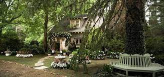 20 great and free online libraries to download ebooks. The Great Gatsby Nick Carraway S Cottage Gatsby House Cottage Garden The Great Gatsby