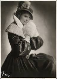 Theatermuseum: Zivilporträt: Maria Mayen