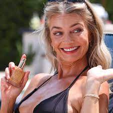Paulina Porizkova Is Celebrating Her Age in New Laura Geller Beauty Ad