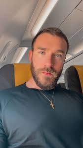 Charlie Cherry's Instagram, Twitter & Facebook