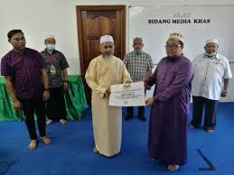 Ahli parlimen bukit gantang, datuk syed abu hussin hafiz syed abdul fasal menafikan laporan yang mengatakan beliau telah menyertai parti keadilan rakyat. Saya Masuk Bersatu Bukan Sebab Jawatan Syed Abu Hussin