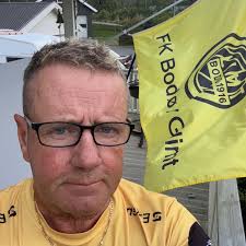 Please can anyone tell me what is the best cash , English pound, euros or  Tr. Lira ? I will come next week to Alanya and I want have some cash with