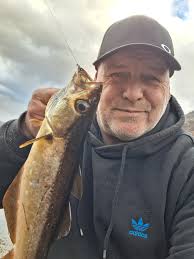 Perfect A'Lure review.. my good friend Neil sent me some lures to try out  I'd asked for a certain color so a few days later got some through the post  . So