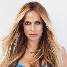 I was very scared, i cried all night en. Anna Vissi Anna Bissh Lyrics