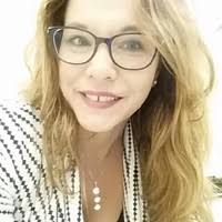 Desi Saputo Email & Phone Number