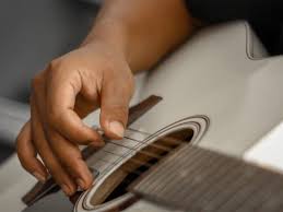 If you play guitar for more than a several years now, you should notice the difference. Easy Fingerpicking Lesson How To Play House Of The Rising Sun Acoustic Guitar