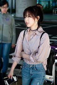 Pin By Lena Whitley On Bangs Red Outfit Wendy Red Velvet Airport Outfit