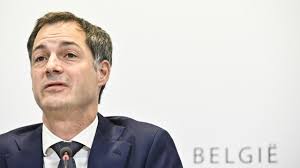 Son homologue wallon elio di rupo (ps) voudrait quant à lui autoriser les hôtels à servir un petit déjeuner à partir de 6h, rapportaient plusieurs médias. Alexander De Croo Un Marathon Qui Durera Encore Au Moins Jusqu A L Ete Prochain L Echo