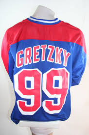 Achten sie darauf, check out die nhl trikot kaufhilfe, trikot größentabellen und funktionen für jeden stil zu vergleichen. Starter New York Rangers Trikot Nhl 99 Wayne Gretzky Eishockey Herren S M L Xl Xxl Gunstig Online Kaufen Bestellen Shop Spieler Trikot De Marktplatz Retro Vintage Fussball Trikots Von Superstars