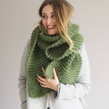 You may knit a similar scarf, but you'll need a different pattern. Knit Kit Scarf Bonus Pattern Lauren Aston Designs