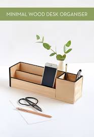 Flipboard diy schreibtisch organizer organizer aus beton. Make It Minimal Wood Desk Organizer Ordnung Auf Dem Schreibtisch Schreibtisch Organizer Holz Diy Schreibtisch Ideen