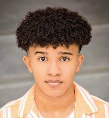 Cameron Wright's Instagram, Twitter & Facebook