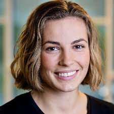 Born in london, england and raised in montreal, françoise robertson acquired a health sciences degree and then a bachelor's of commerce only to fall into a professional acting career by chance. Felicia Robertson Felicrobertson Twitter
