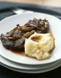 Bavette A L Echalote Sauce Au Vinaigre Balsamique Pour 6 Personnes Recettes Elle A Table Recette Recette Bavette Recettes De Cuisine Cuisine Italienne