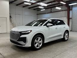 Image result for Glacier White 2023 Q4