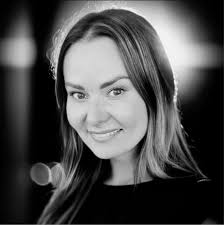 Tess Andersen —Artist