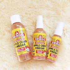 Untuk digunakan sebagai toner, biasanya author akan pindahkan ke botol yang kecil dan tutup yang fliptop atau spray. Cuka Apel Bragg Apple Cider Vinegar With The Mother Share In 30ml 60ml Dan 100ml Toner Cuka Apel Shopee Indonesia