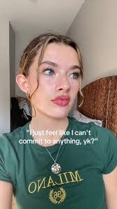 Lauren Rayburn's Instagram, Twitter & Facebook