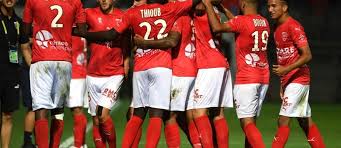 Même s'il n'y a pas photo entre nîmes et dijon. Ligue 1 Nimes Dijon Reims Les Trois Petits Du Big Four Le Point