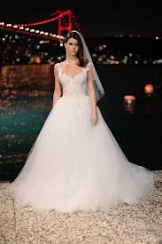Beren Saat Wedding Dresses Queen Wedding Dress Dresses