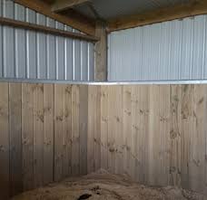 The tack room will come in handy for storing all of your horse care supplies and this horse barn also includes many standard features that add value to this building by ensuring that your horse barn will be around as long as your horses. Horse Shelters Stables Tack Rooms