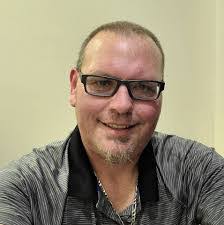 Shawn Madore's Instagram, Twitter & Facebook