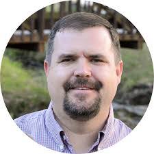 Robyn Sherwood's Instagram, Twitter & Facebook