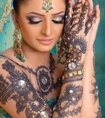 Pin Su Mehndi Designs