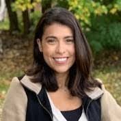 Carolina Palacio's Instagram, Twitter & Facebook