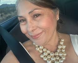 Renee Wray's Instagram, Twitter & Facebook