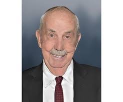 Travis Broyles's Instagram, Twitter & Facebook