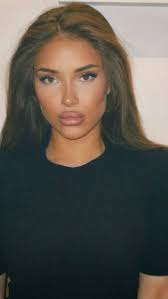 ebony Serrano (alizeserraoebon)