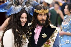 Jared, 49, looked completely different from his usual chic, slim self in a photo for the upcoming film house of gucci released on july 29, 2021. Lana Del Rey And Jared Leto S Gucci Fragrance Campaign Is Here Fashionista