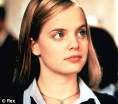 Get the full list of cast and characters in the movie american beauty. American Reunion S Mena Suvari On Her Love Hate Relationship With Hollywood Daily Mail Online