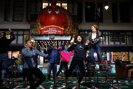 Macy's thanksgiving day parade hamilton. Macy S Thanksgiving Day Parade Revives Broadway For A Day The New York Times