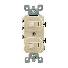 The charged black wire connects to the common terminal of the first switch and is then carried by paired travelers to the paired terminals of the second switch. 3 Way Combination Switch Diagram Circuit Wiring And Diagram Hub